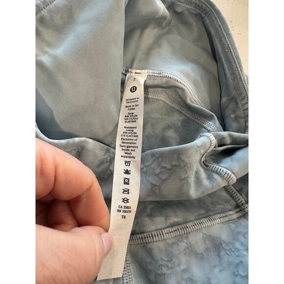 Lululemon Fast and Free Leggings - Picture 4 of 5